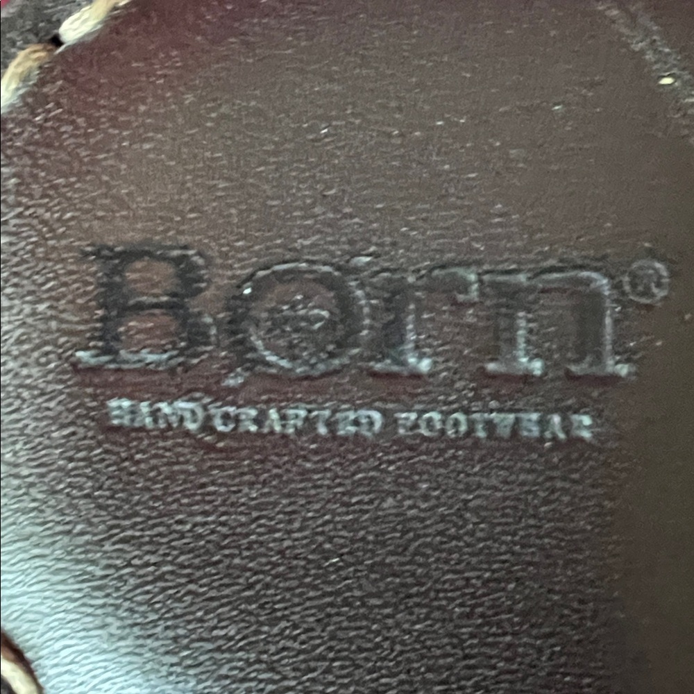 Born Leather Brown Cross Strap Slides/Sandals - 10 - Picture 4 of 10